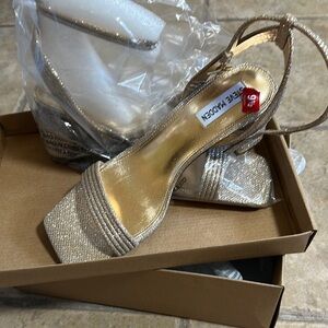 Steve Madden Shimmering Gold Heels